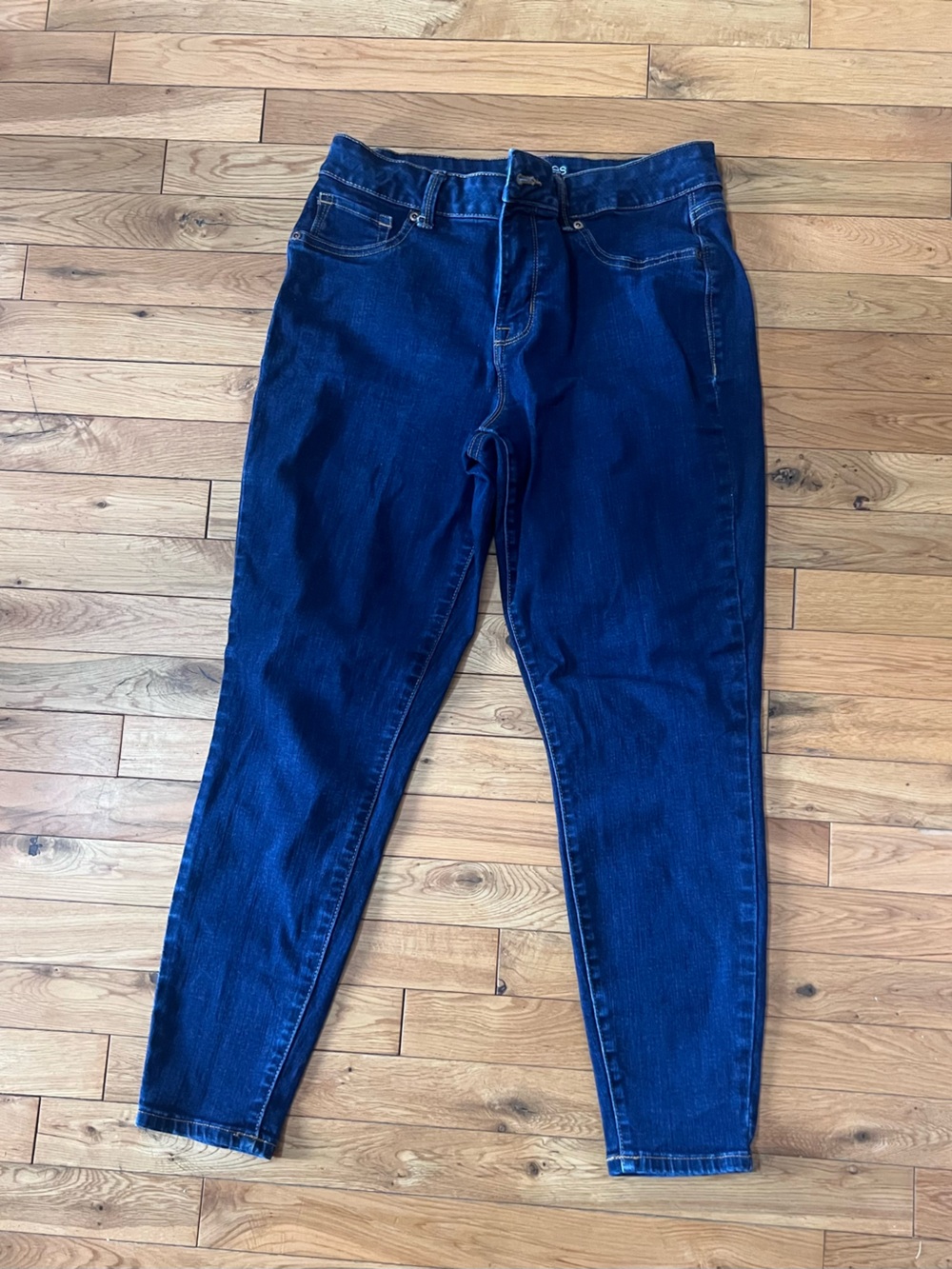 Maurices women’s high rise Slim Jeans in Deep Blue Wash- large short